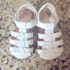 COPY - Ugg toddler white sandal